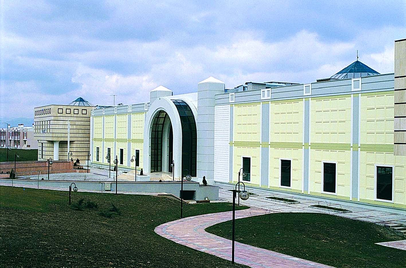 Fibrobeton Elvankent Alışveriş Merkezi